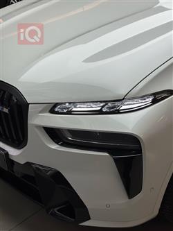 بی ئێم دەبڵیو X7